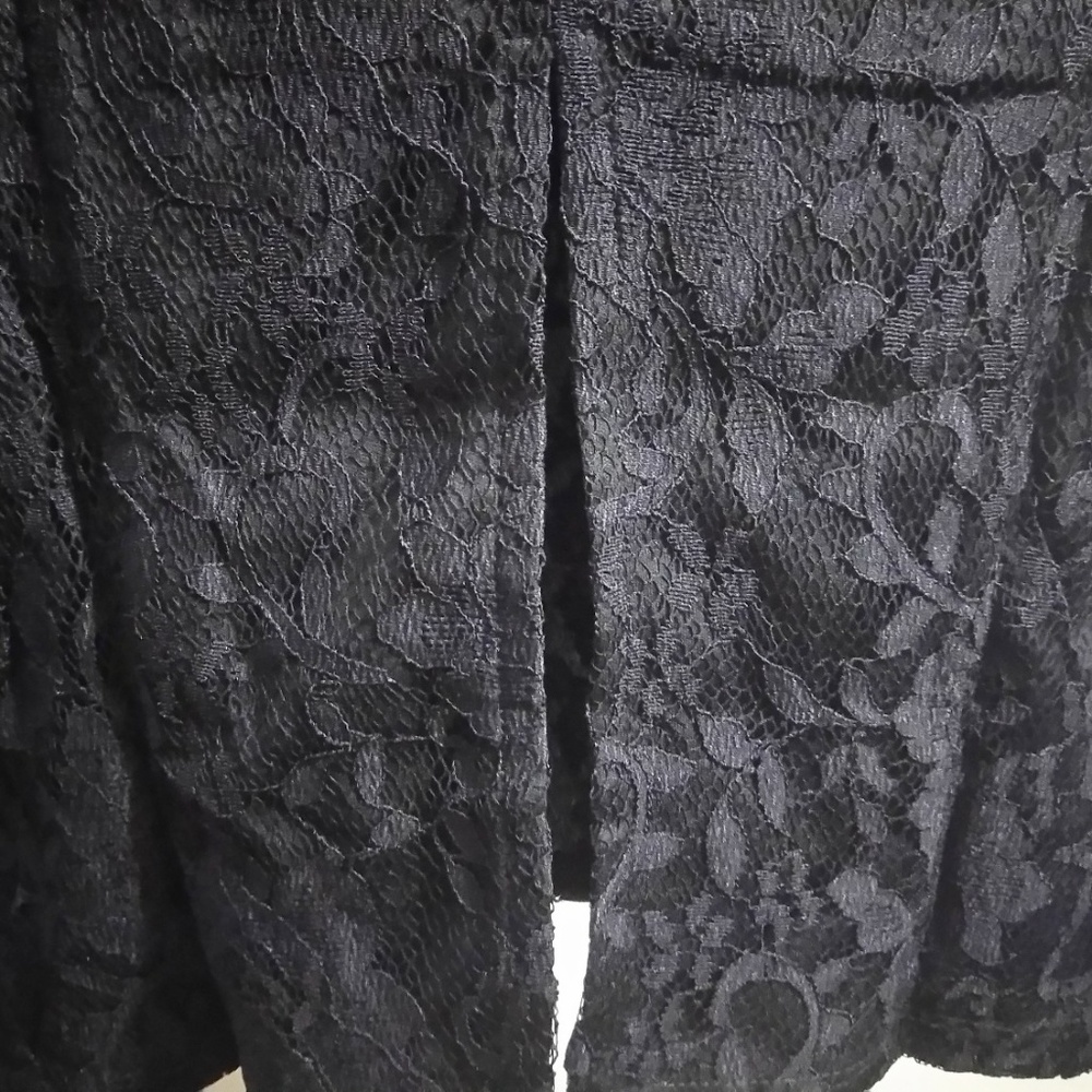 Nikibiki Lace Skirt - Picture 4 of 7